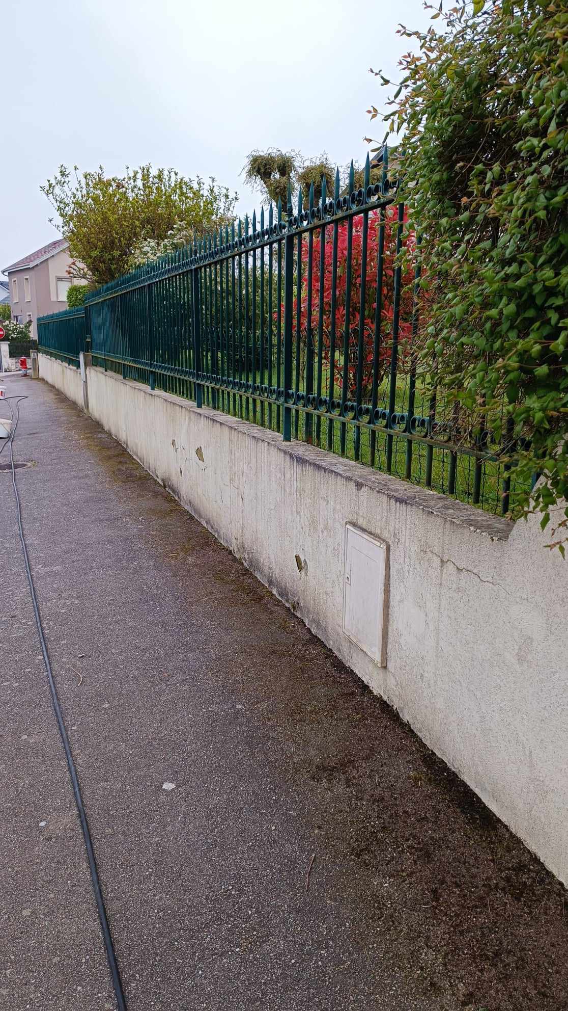 Nettoyage mur et garde corps Prosteam services vosges 