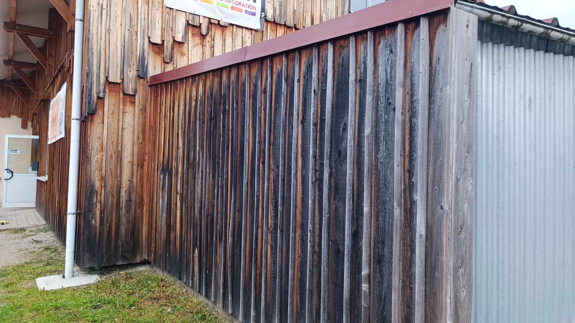 Nettoyage mur extérieur bois Prosteam services Vosges 